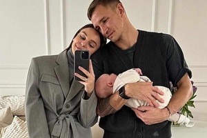 Jakub Rzeźniczka i Paulina Rzeźniczak z córeczką