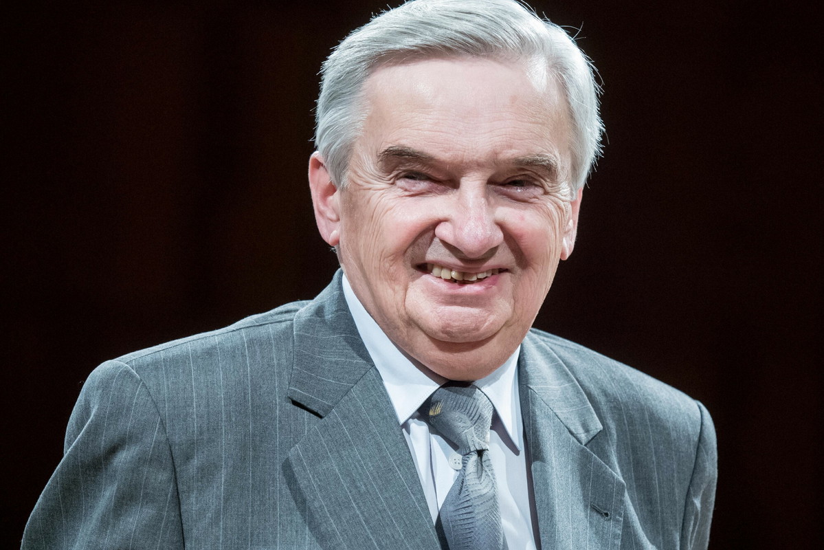 Tadeusz Sznuk