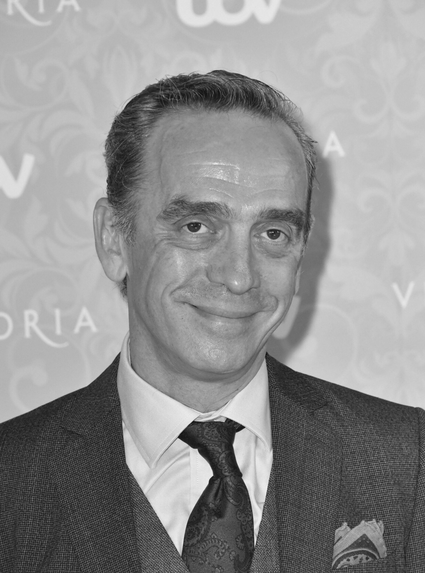 Adrian Schiller