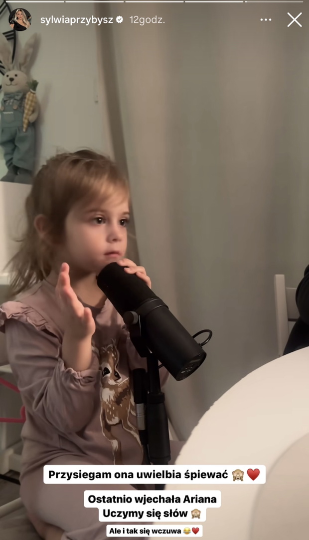 Sylwia Przybysz pokazuje śpiew córki