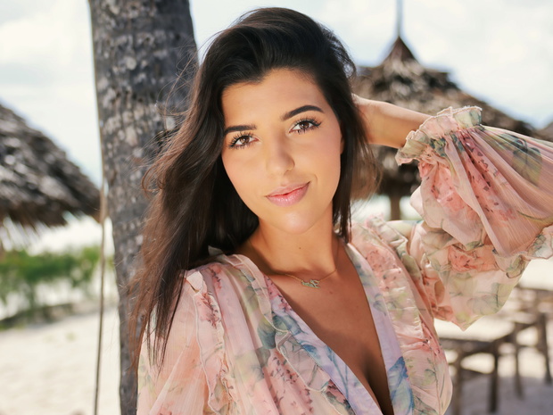 Luiza Benzouaoua_Easy-Resize