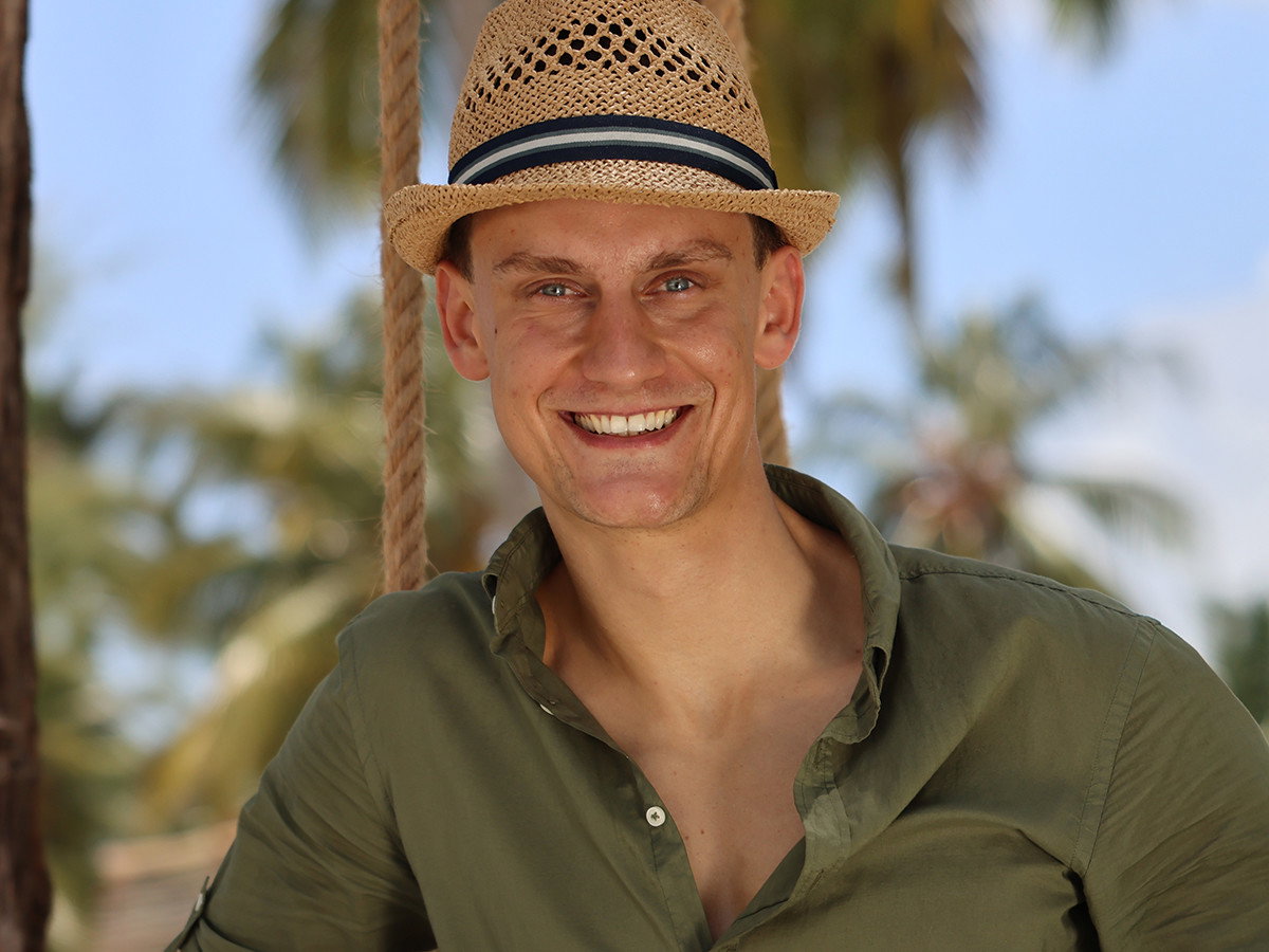 Kuba Bzdawka w Hotelu Paradise 4