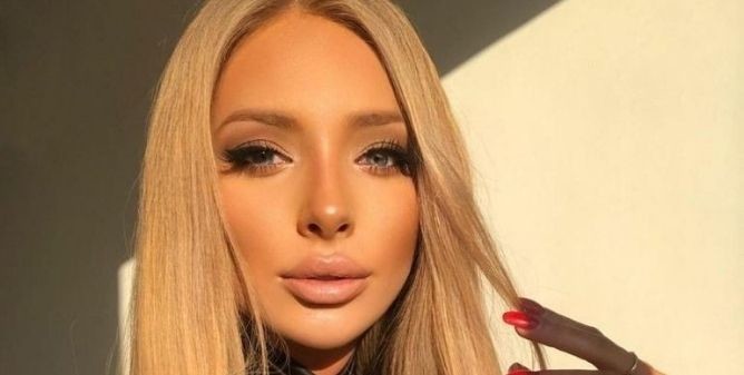 Julia z "Love Island"