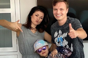 Kasia Cichopek z mężem i córką