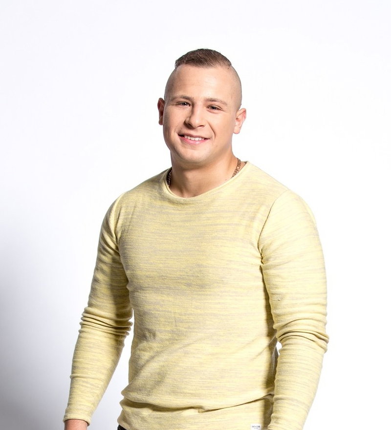 Adek Lombard
