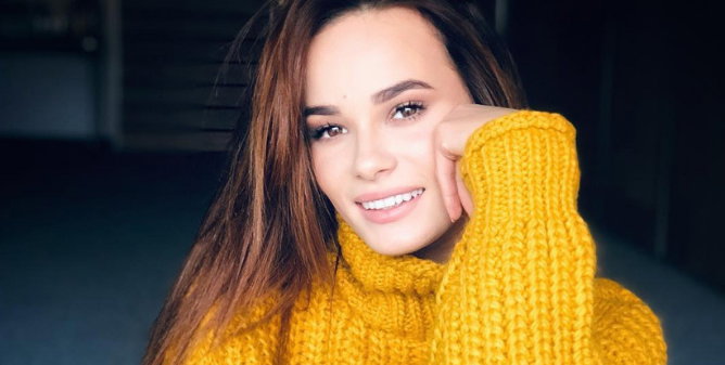 Natalia Szroeder beta video