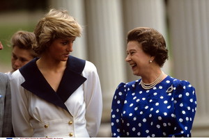 Elżbieta II i księżna Diana