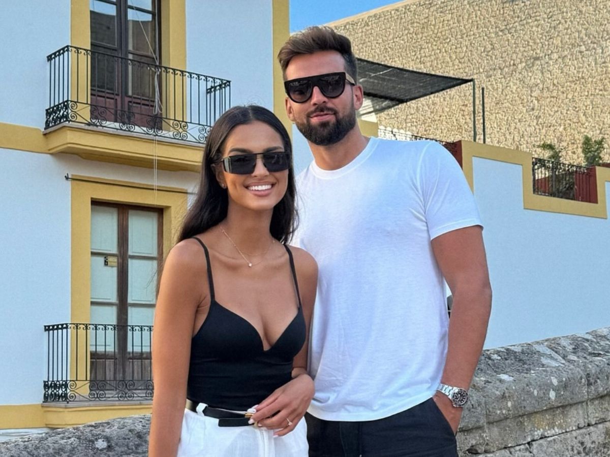 Klaudia El Dursi odbiera kampera