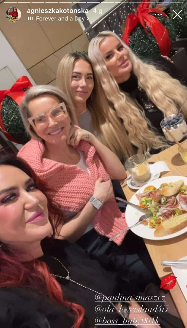 Paulina Smaszcz imprezuje z uczestniczkami Królowej przetrwania 2