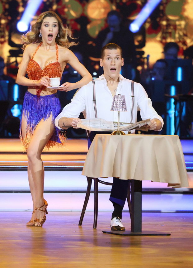 Cha-cha Marii Jeleniewskiej i Jacka Jeschke w Tańcu z Gwiazdami