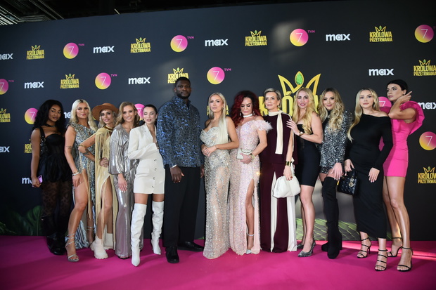 Królowa przetrwania:  Elizabeth Anorue, Karolina Sankiewicz, Kasia Nast, Agnieszka Kaczorowska, Natalia Karczmarczyk, Izu Ugonoh, Eliza Trybala, Agnieszka Kotonska, Paulina Smaszcz, Marianna Schreiber, Ola Tomala, Ola Ciupa, Magdalena Stepien
