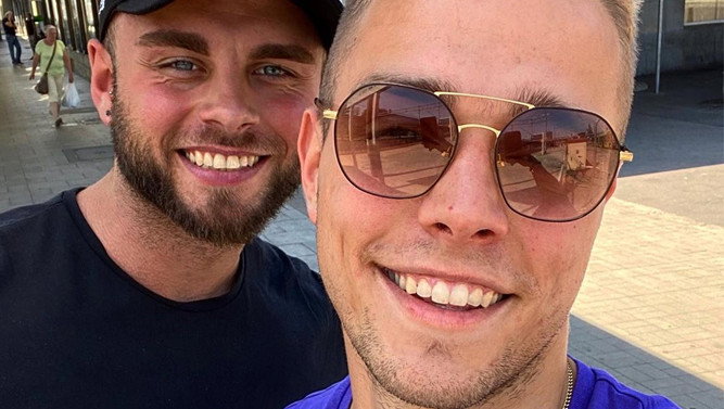 Z kim Blondino ma najlepszy kontakt po "Hotelu Paradise"?