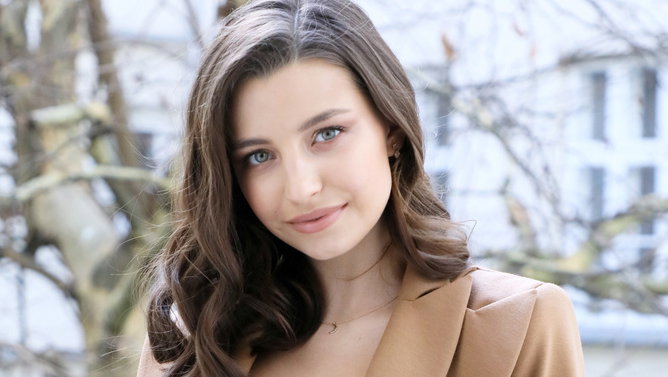 Julia Wieniawa o nowym filmie Patryka Vegi