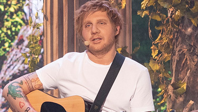 Antek Smykiewicz jako Ed Sheeran