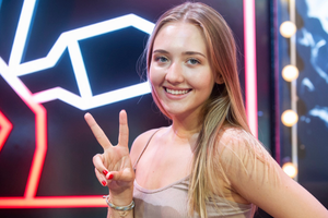 Karolina Matej, wnuczka Grażyny Szapołowskiej w The Voice of Poland