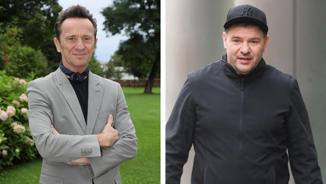 Paweł Wilczak w szarej marynarce, Tomasz Karolak w czarnej kurtce