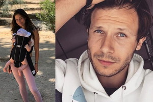Mateusz Banasiuk o noszeniu dziecka w nosidełku. Jak komentuje zachowanie Weroniki Rosati?