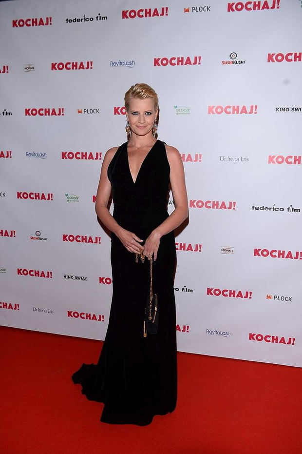 malgorzata-kozuchowska-premierze-filmu-kochaj-357524-1X700-8392ebd