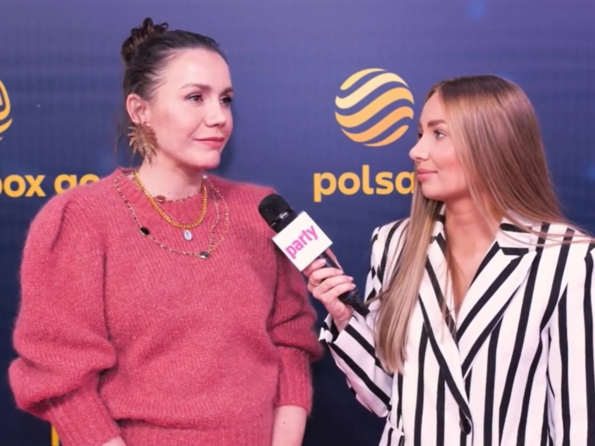 Olga Bołądź rozmowia z reporterką Party
