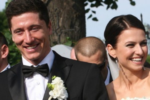 Anna Lewandowska w sukni ślubnej wideo