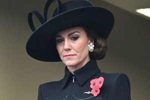 W sieci pojawiło się czarno-białe zdjęcie Kate. Co się dzieje z księżną?