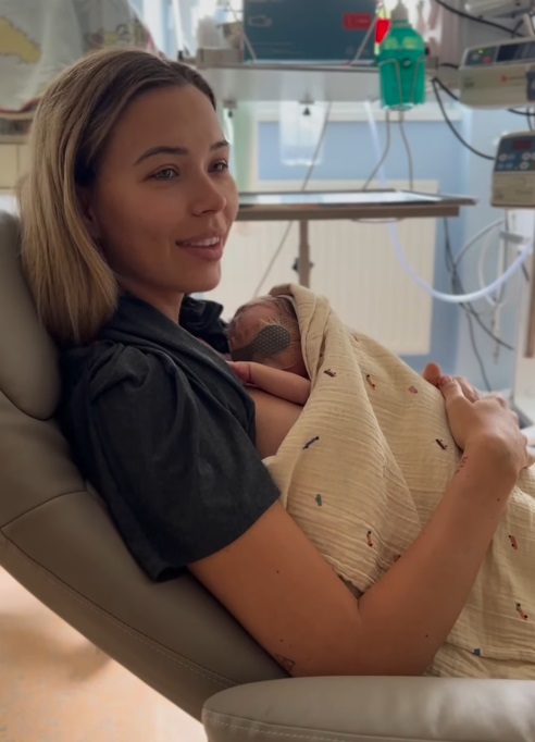 Sandra Kubicka i Aleksander Milwiw-Baron