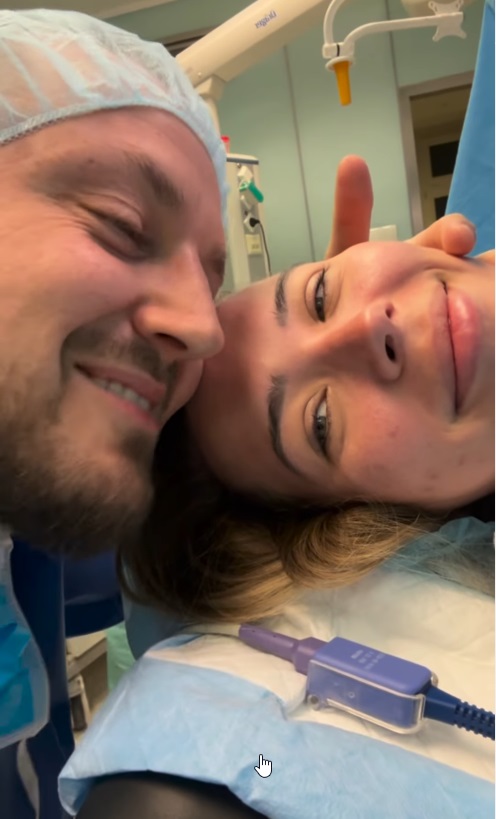 Sandra Kubicka i Aleksander Milwiw-Baron