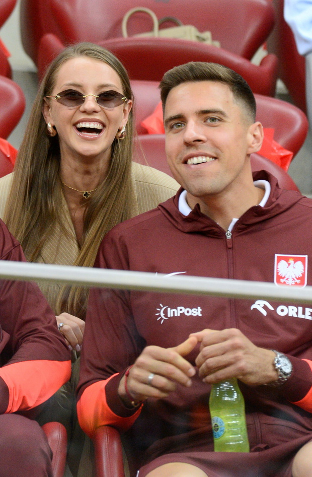 Jan Bednarek i Julia Bednarek na meczu Polska-Ukraina