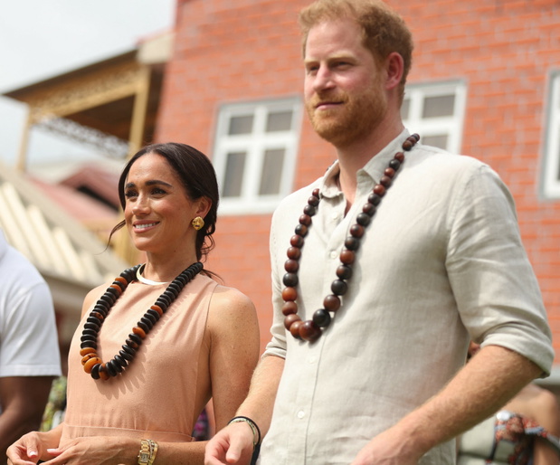 Meghan Markle wysłała wiadomość rodzinie królewskiej