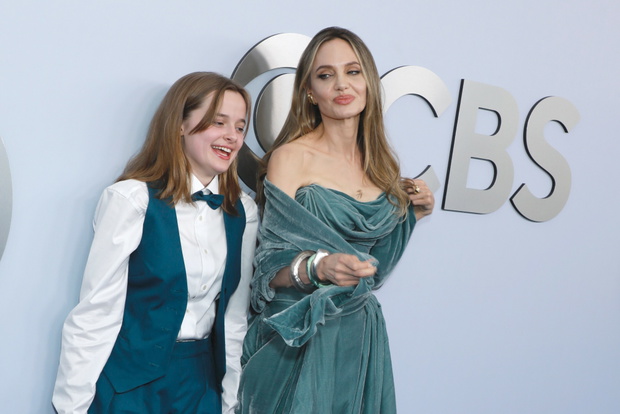 Angelina Jolie z córką 77. nagrody Tony