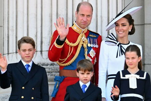 Księżna Kate i książę William z dziećmi