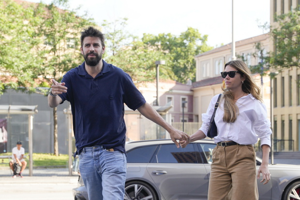Gerard Pique i Clara Chia w Barcelonie