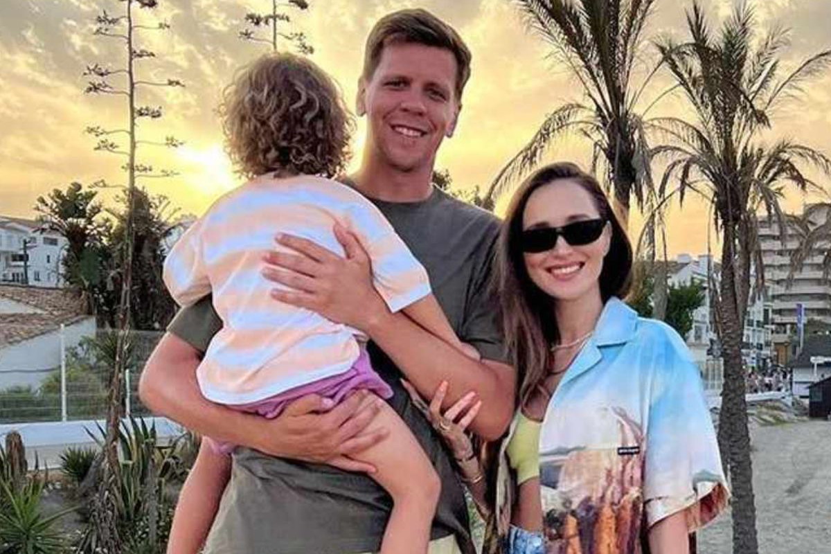 Marina i Wojciech Szczęśni z synem, Liamem