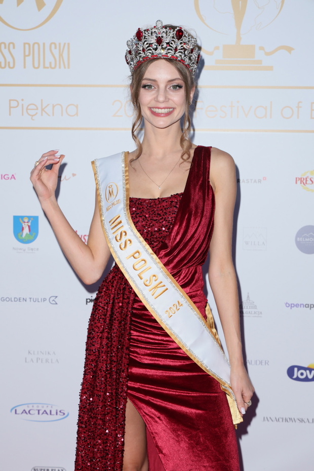 Kasandra Zawal Miss Polski 2024 na wyborach Miss Supranational 2024