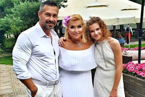 Katarzyna Skrzynecka z rodziną