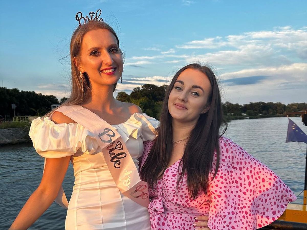 Anna z Rolnik szuka żony na wieczorze panieńskim 00