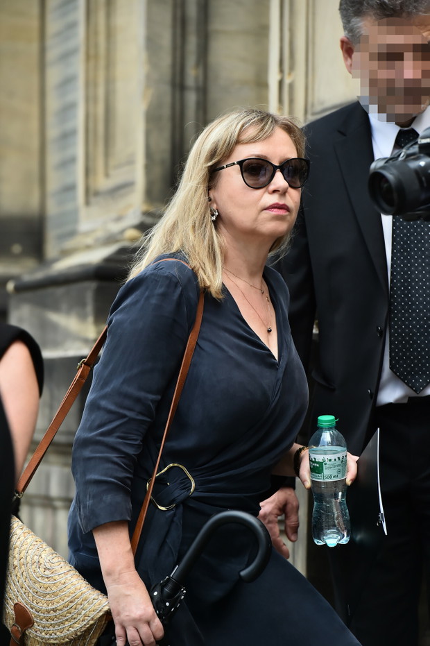 Dorota Segda na pogrzebie Jerzego Stuhra
