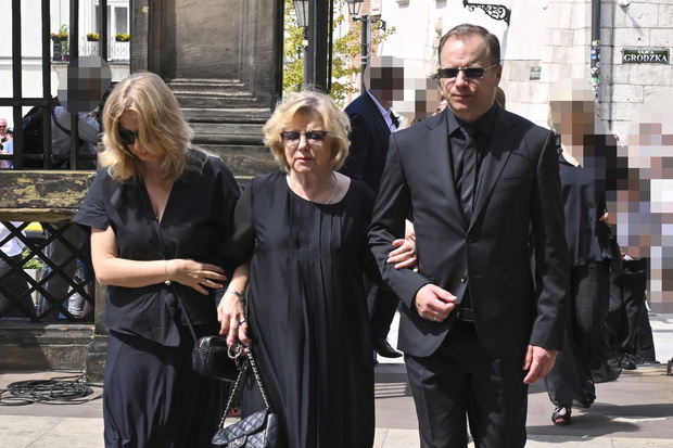 Maciej Stuhr, Marianna Stuhr i Barbara Stuhr na pogrzebie Jerzego Stuhra