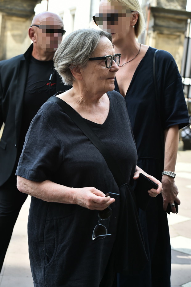 Agnieszka Holland na pogrzebie Jerzego Stuhra