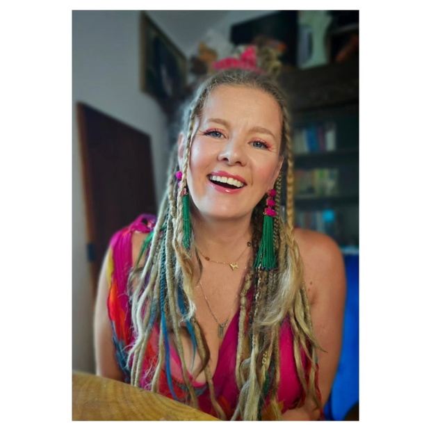 Anna Powierza w dredach