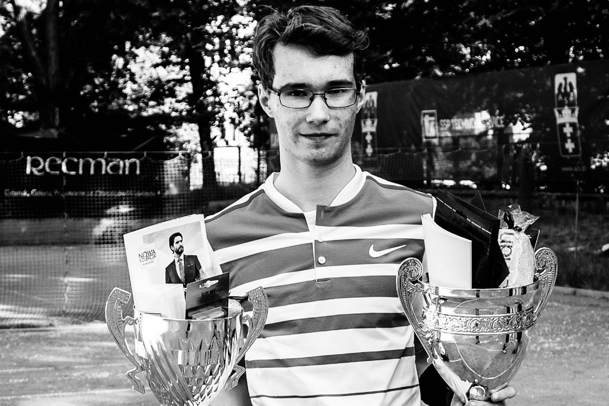 Jakub Siemiątkowski nie żyje. 23-letni tenisista został wepchnięty pod pociąg