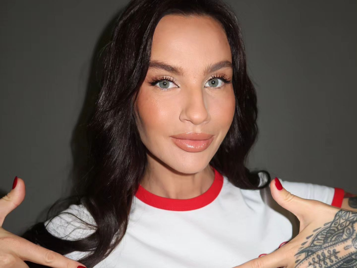 Karolina Gilon pokazała  ciążowy brzuszek