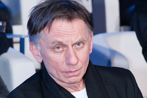 Krzysztof Tyniec nie może dodzwonić się do rodziny z Kłodzka. Gwiazdor "M jak miłość" martwi się o bliskich