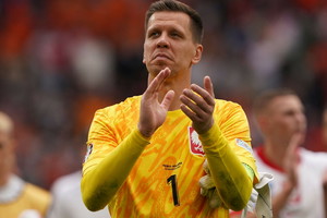 Wojciech Szczęsny wraca z emerytury