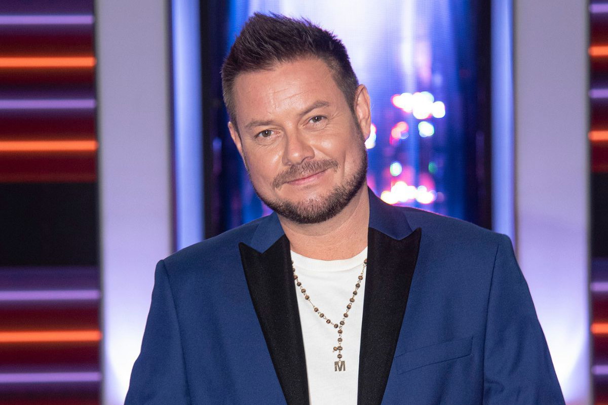 Bartek Wrona zrezygnował z udziału w Twoja Twarz Brzmi Znajomo. Produkcja komentuje