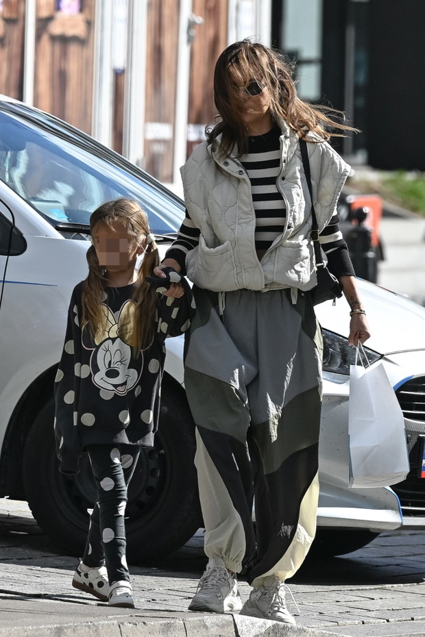 Natalia Siwiec w obiektywie paparazzi