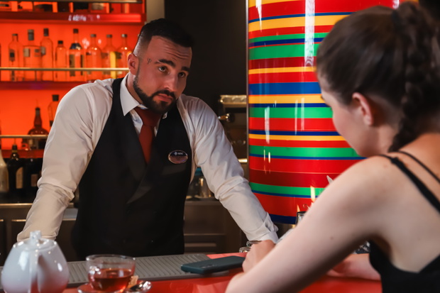 Grzegorz z Hotelu Paradise zagrał w nowym serialu TVN7