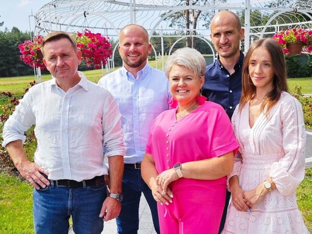 z kim jest Sebastian z Rolnik szuka żony