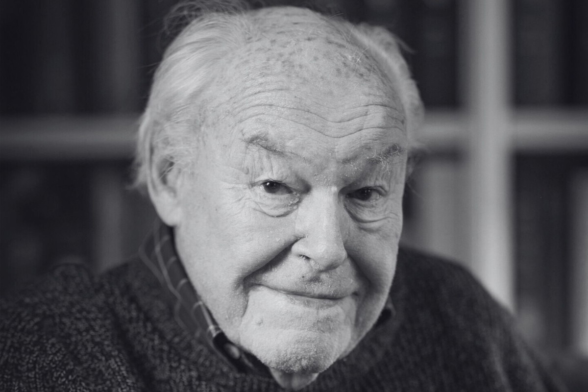 Timothy West