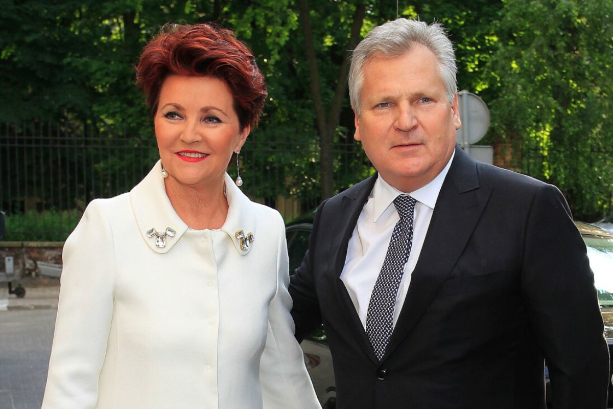 Jolanta i Aleksander Kwaśniewscy wzięli ślub jednostronny. Kto jeszcze zdecydował się na taką uroczystość?